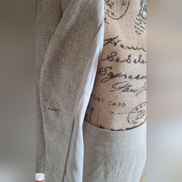 COPY - Linen Blend Ann Taylor Skirt Suit with Bow Detail - Picture 5 of 9